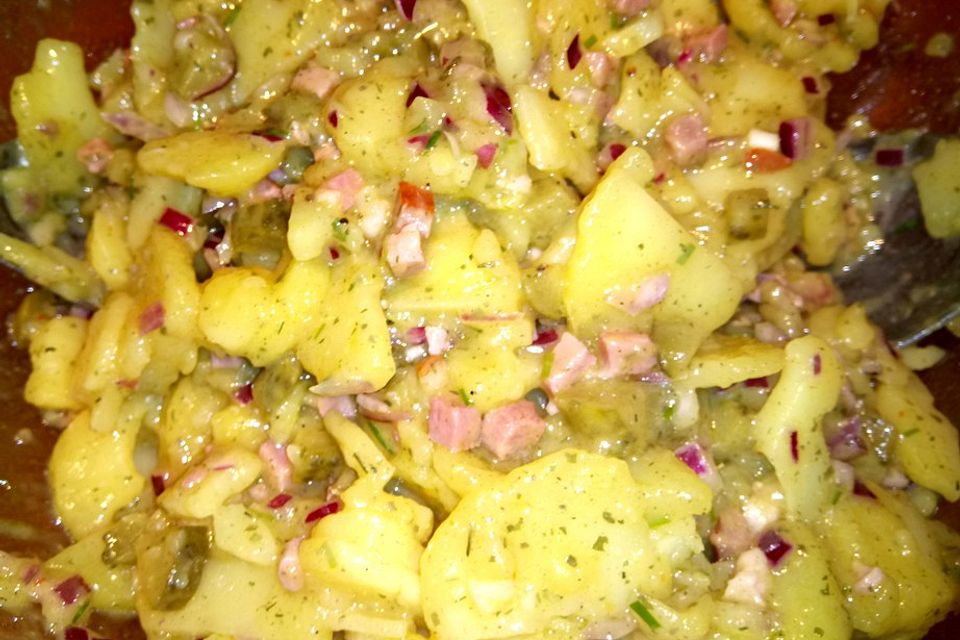 Kartoffelsalat mit Speck