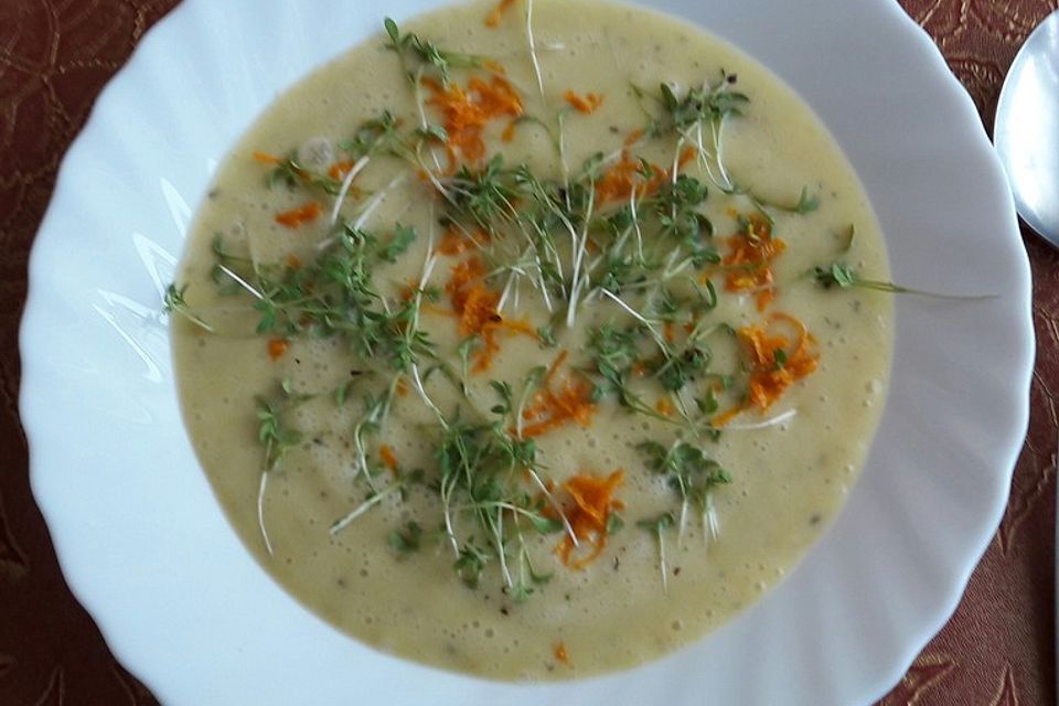 Kartoffel-Kräuter-Suppe