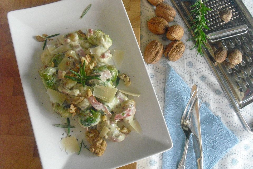 Rosenkohl-Gnocchi-Pfanne