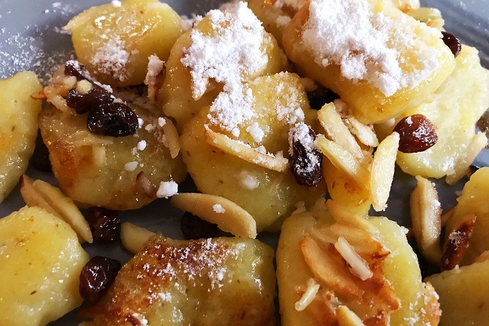 Veganer Kaiserschmarrn auf Kartoffelbasis