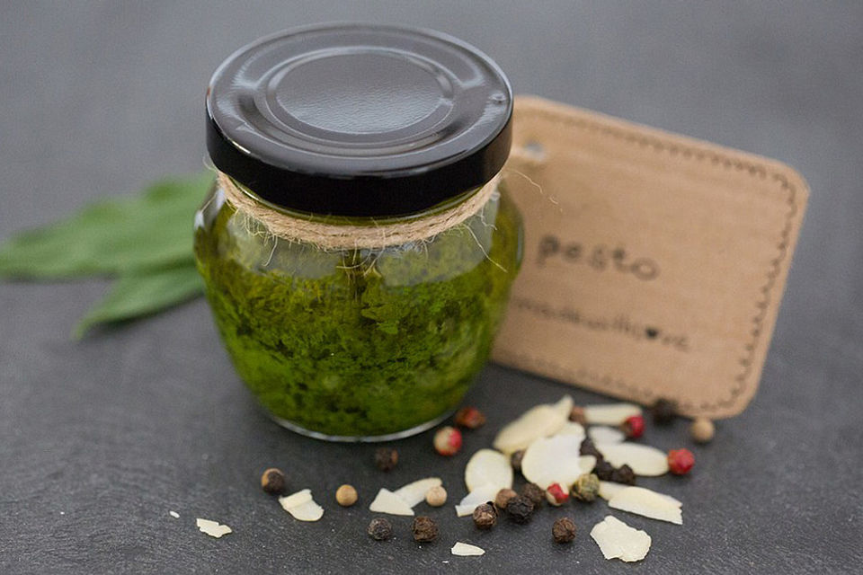 Rucola-Tomatenpesto mit Gemelli