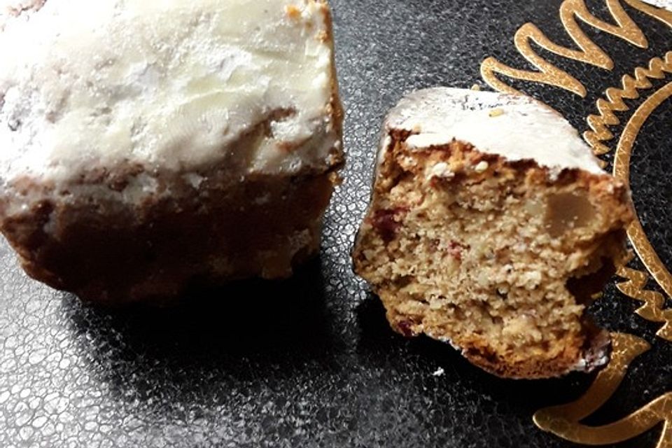 Mandel-Amaretto-Stollen