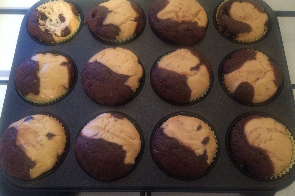 Chocolate-Cheesecake-Muffins