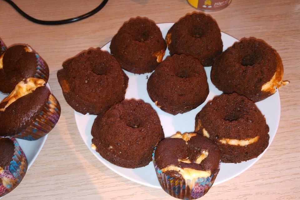 Chocolate-Cheesecake-Muffins