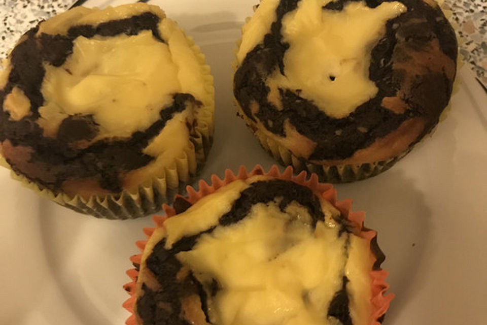 Chocolate-Cheesecake-Muffins