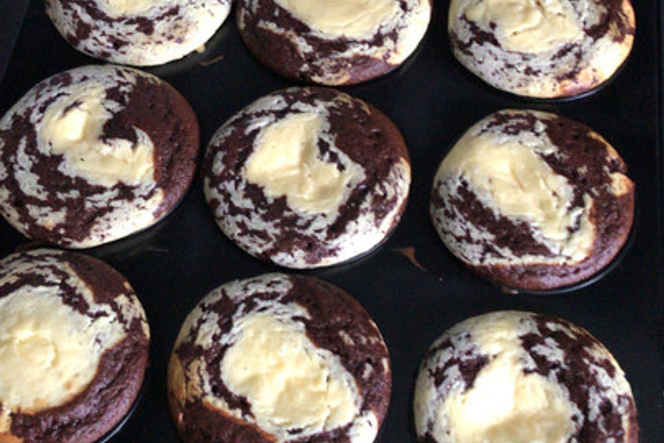 Chocolate-Cheesecake-Muffins