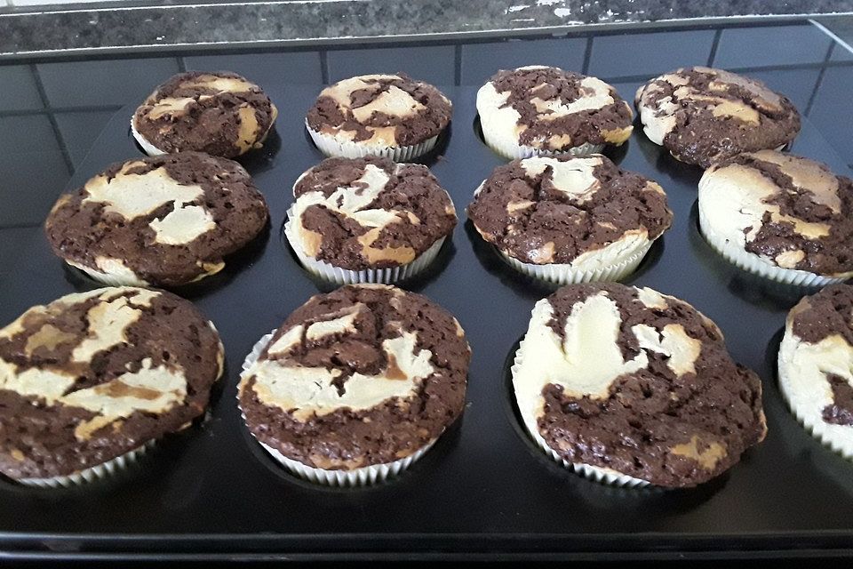 Chocolate-Cheesecake-Muffins