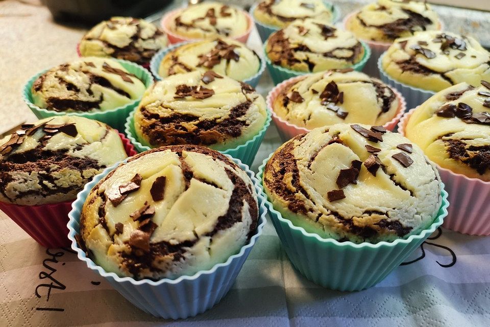 Chocolate-Cheesecake-Muffins