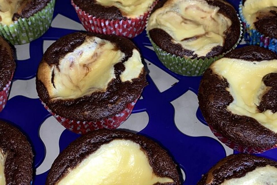 Chocolate-Cheesecake-Muffins