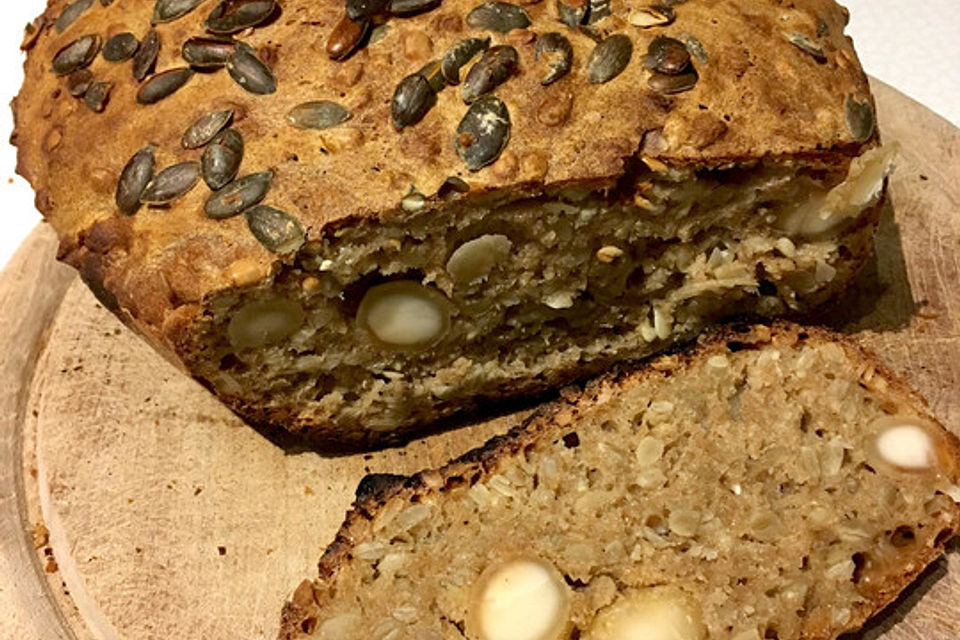 Macadamia-Brot