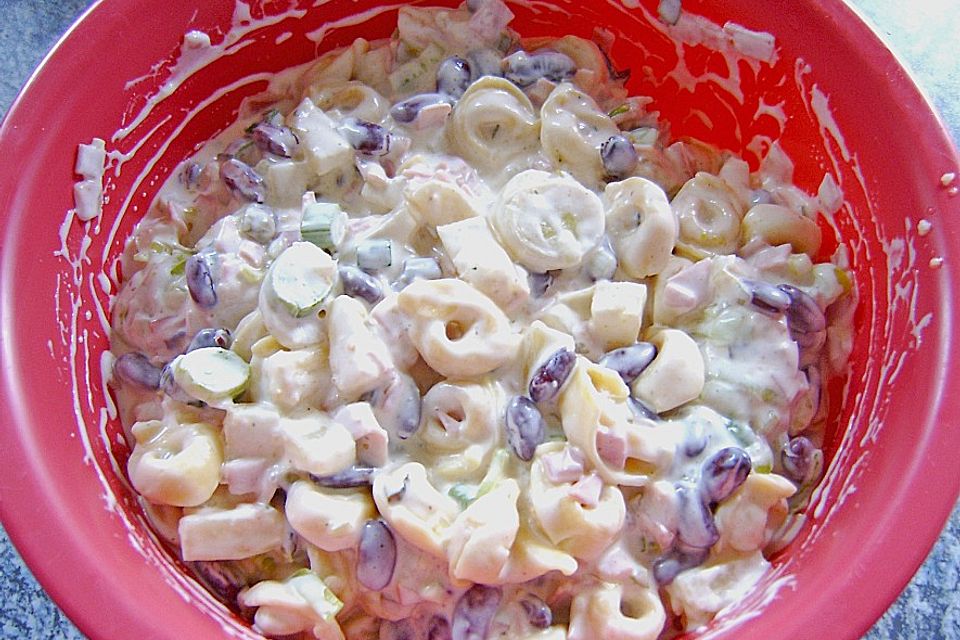 Tortellini - Salat