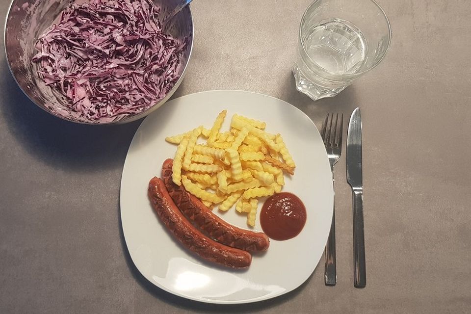 Rotkrautsalat mit saurer Sahne