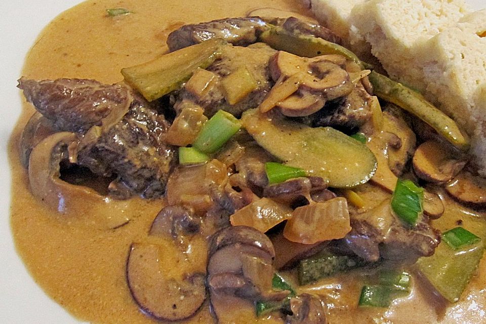 Boeuf Stroganoff