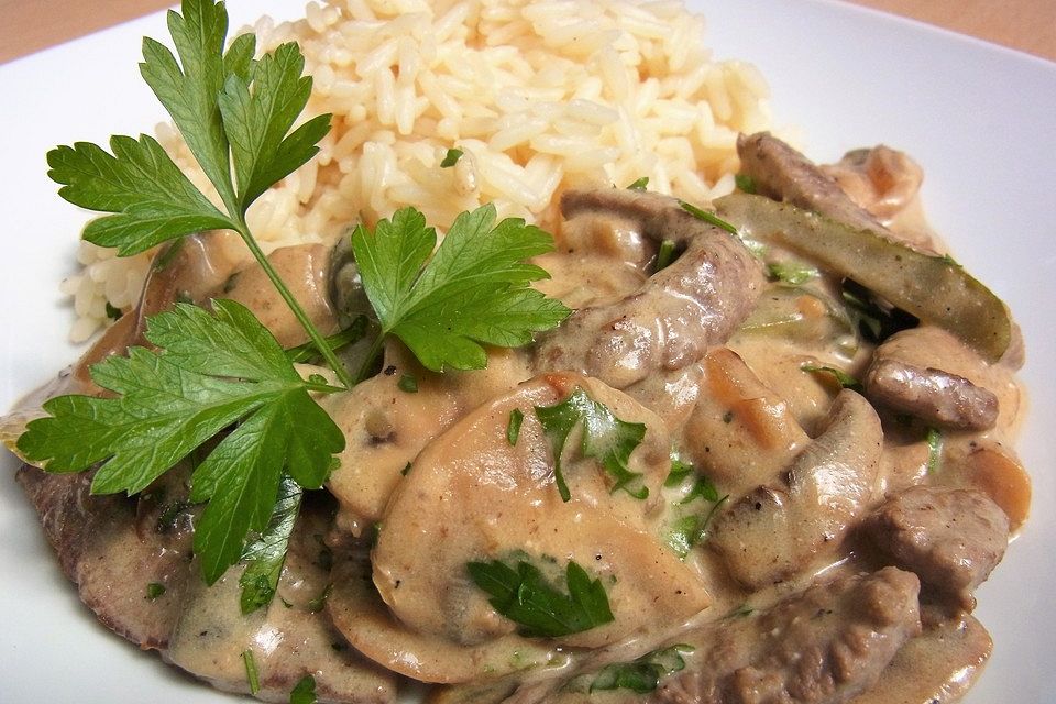 Boeuf Stroganoff