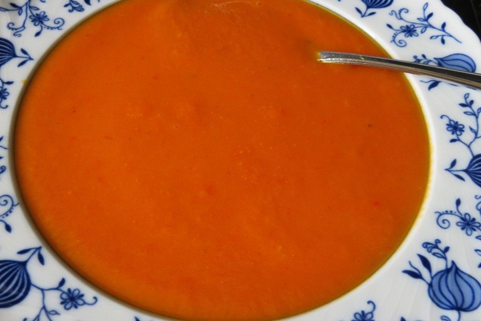 Paprika-Möhren-Suppe