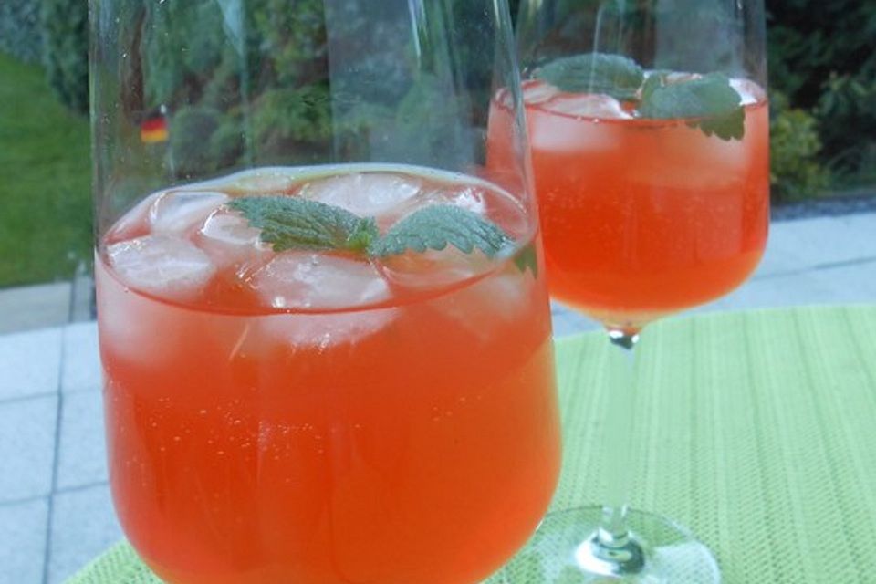 Aperol Lemon Spritz