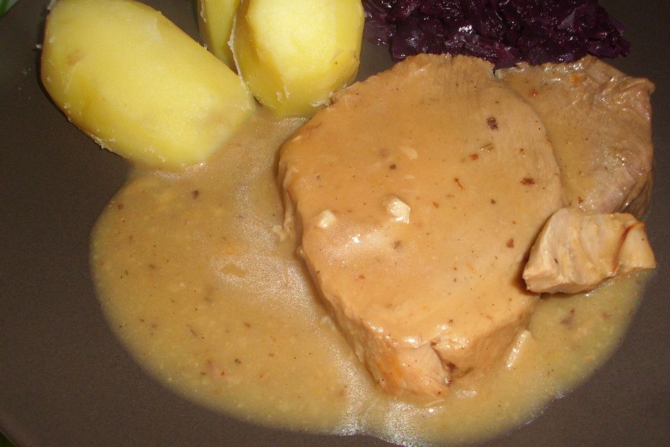 Wildschweinbraten in Burgundersauce