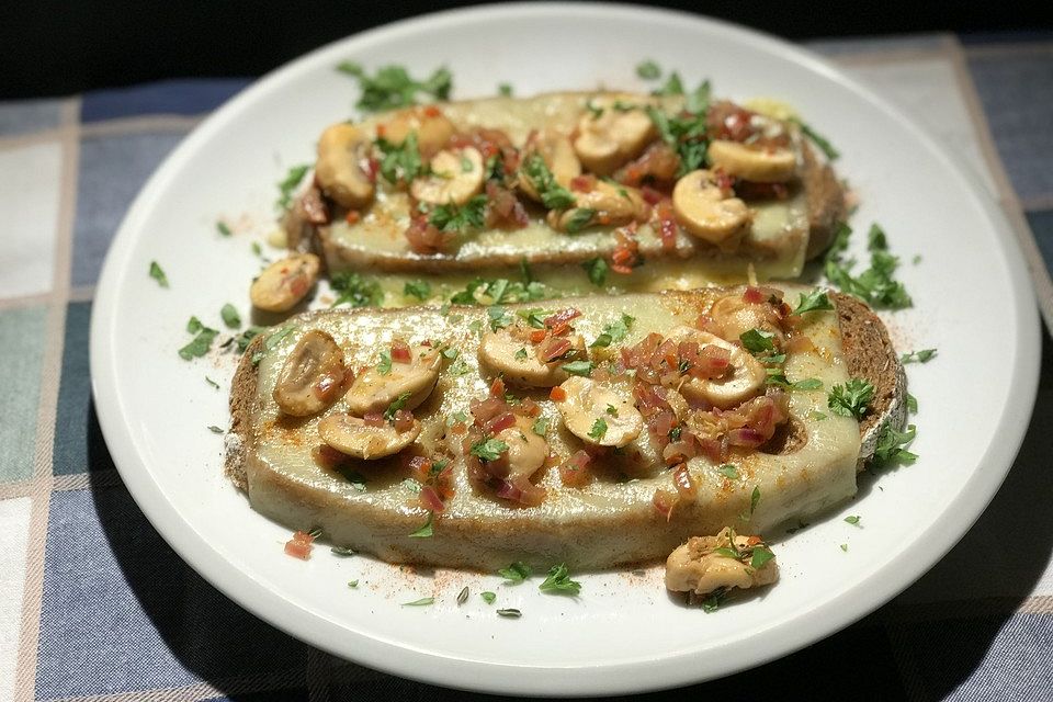 Käse-Champignon-Ofenbrot