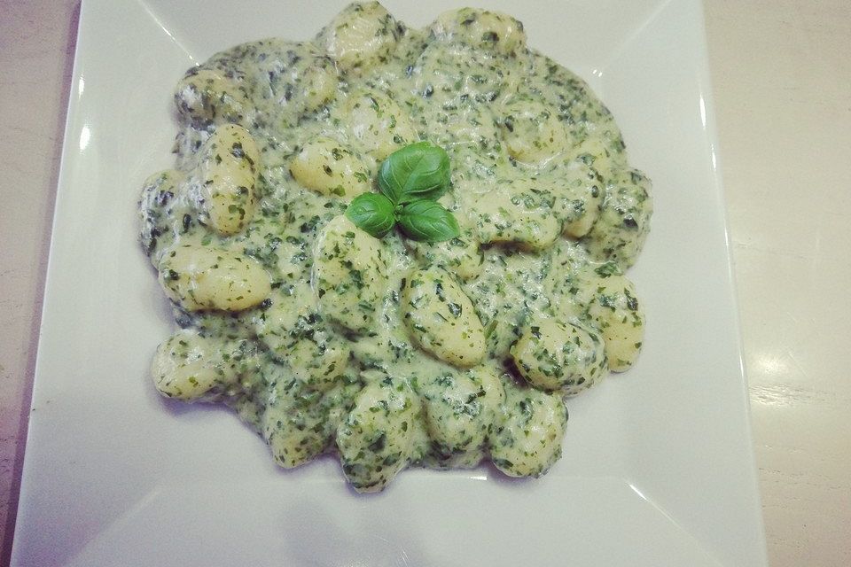 Gnocchi in Spinat-Gorgonzolasauce