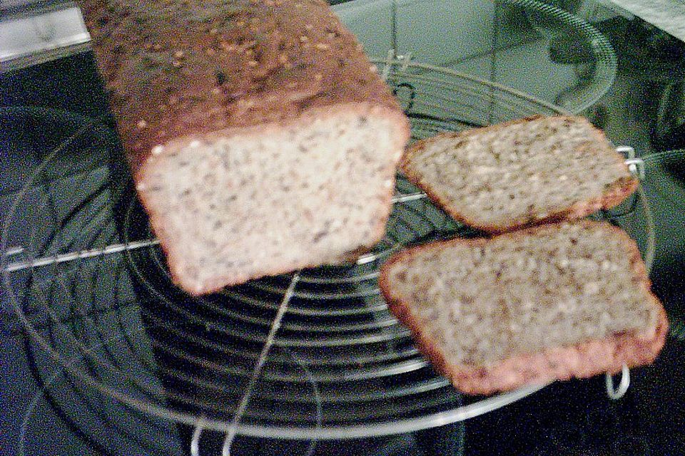 Sonnenblumen - Körner - Brot