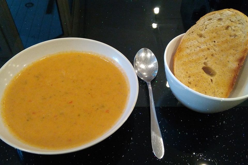 Tomatencremesuppe à la Lili