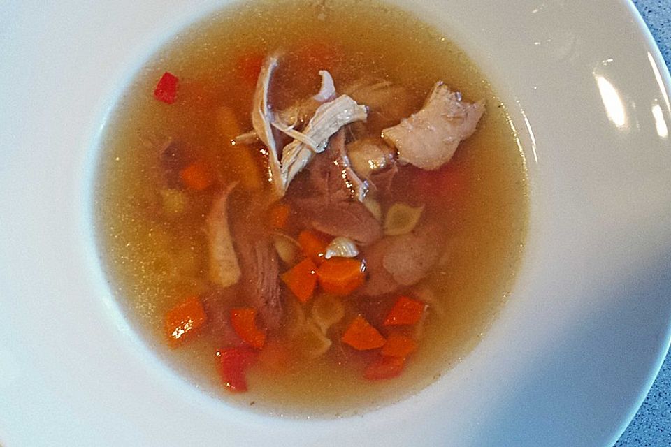 Scharfe Hühnersuppe