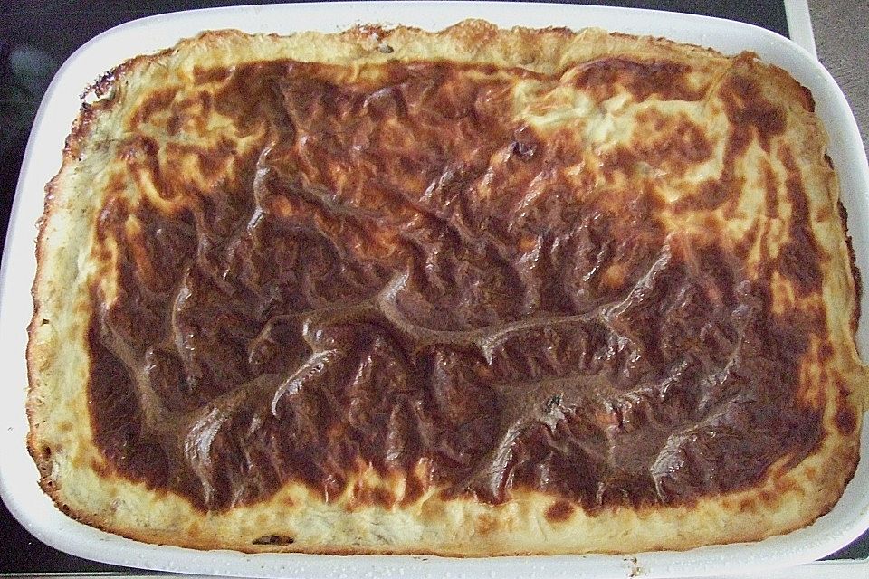 Moussaka mit Schafskäse - Bechamelsauce