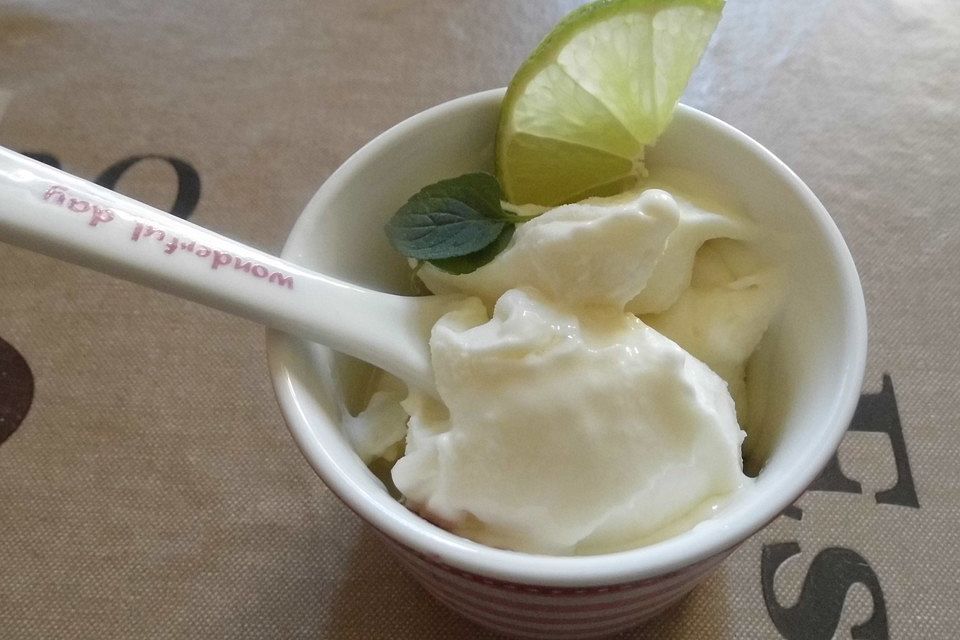 Limoncello-Eis