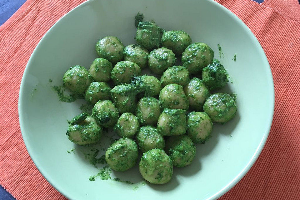 Gnocchi mit Bärlauchpesto