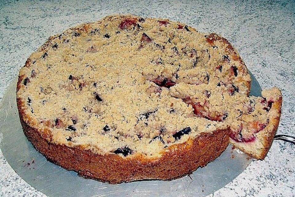 Pflaumenkuchen mit Streusel