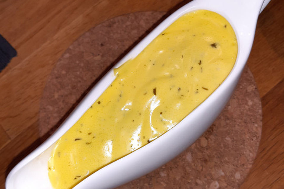 Klassische Sauce Hollandaise