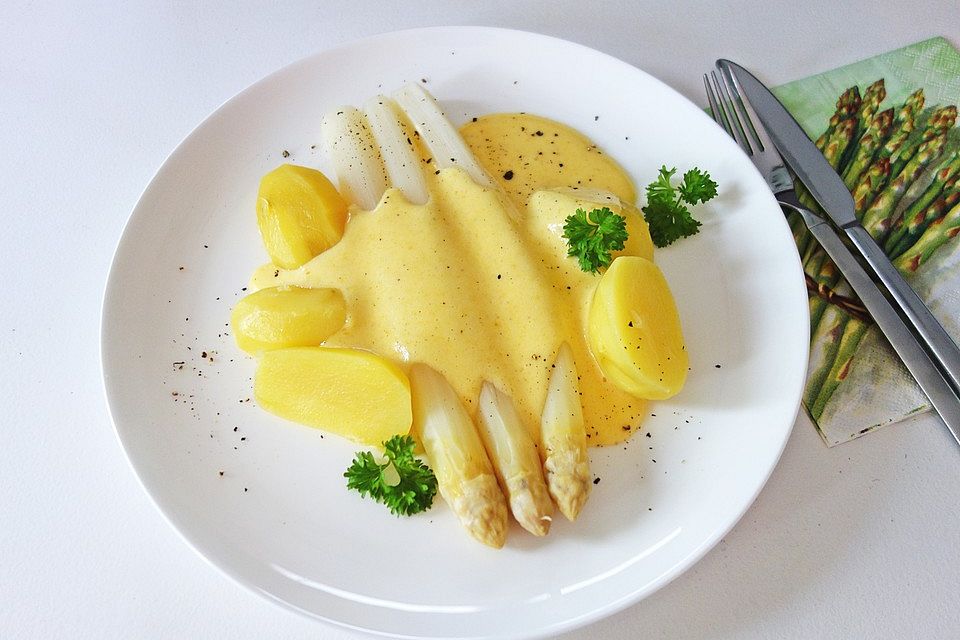 Klassische Sauce Hollandaise