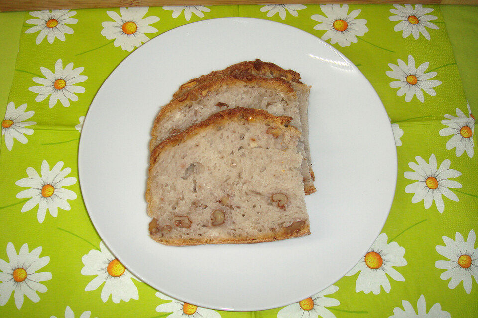 Dinkel-Walnuss-Brot