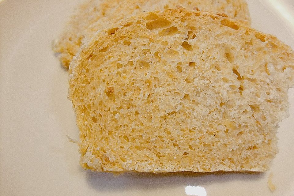 Rosinenbrot mit Kokosmilch