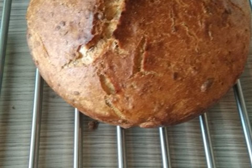 Krustenbrot aus dem Topf