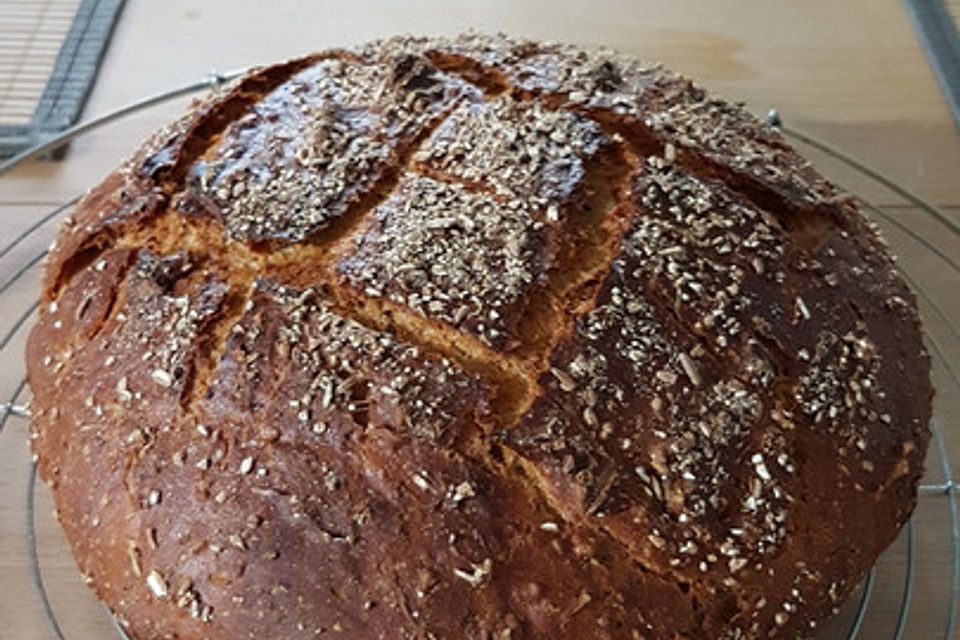 Krustenbrot aus dem Topf