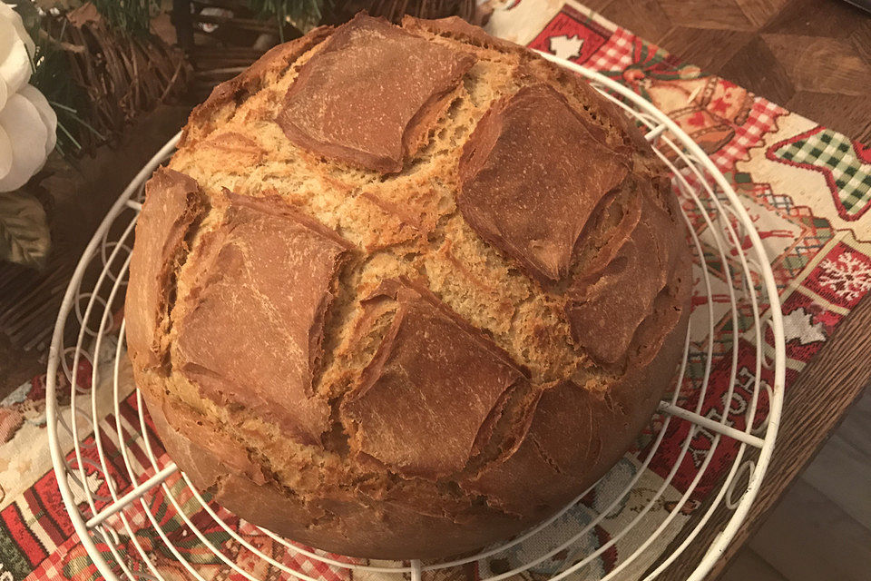 Krustenbrot aus dem Topf