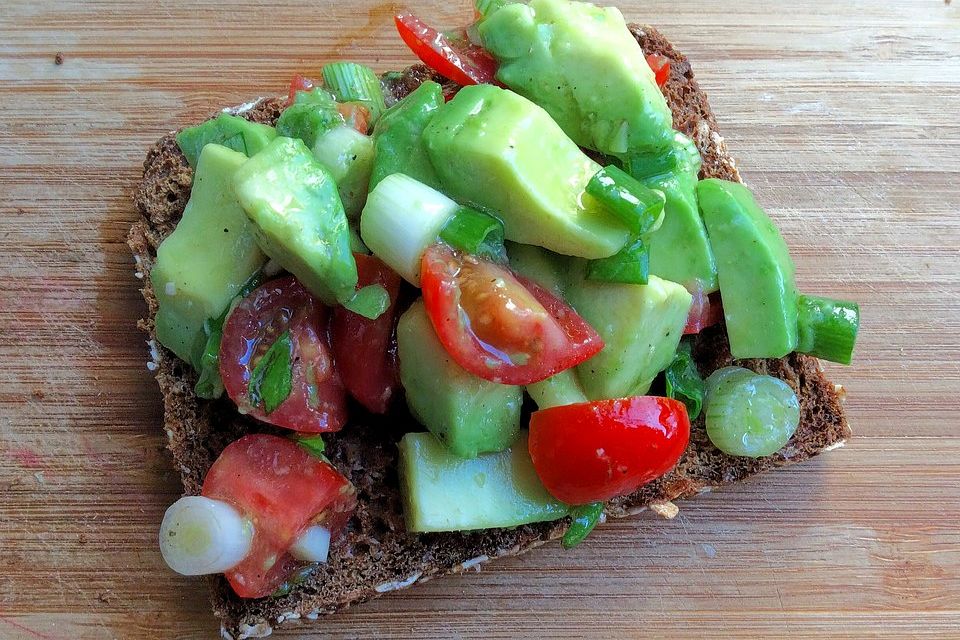 Avocado-Bruschetta