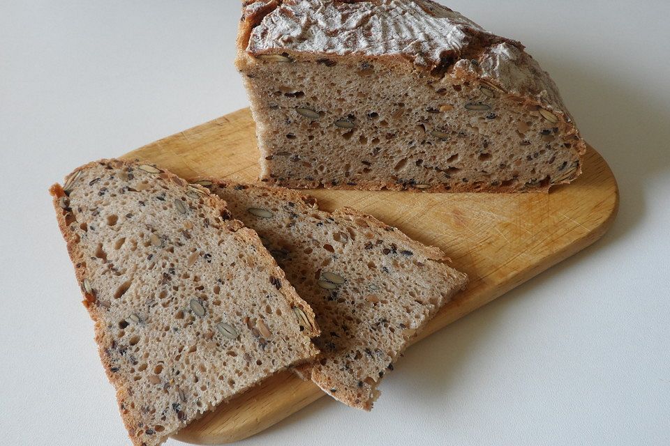 Körnerbrot mit Sauerteig