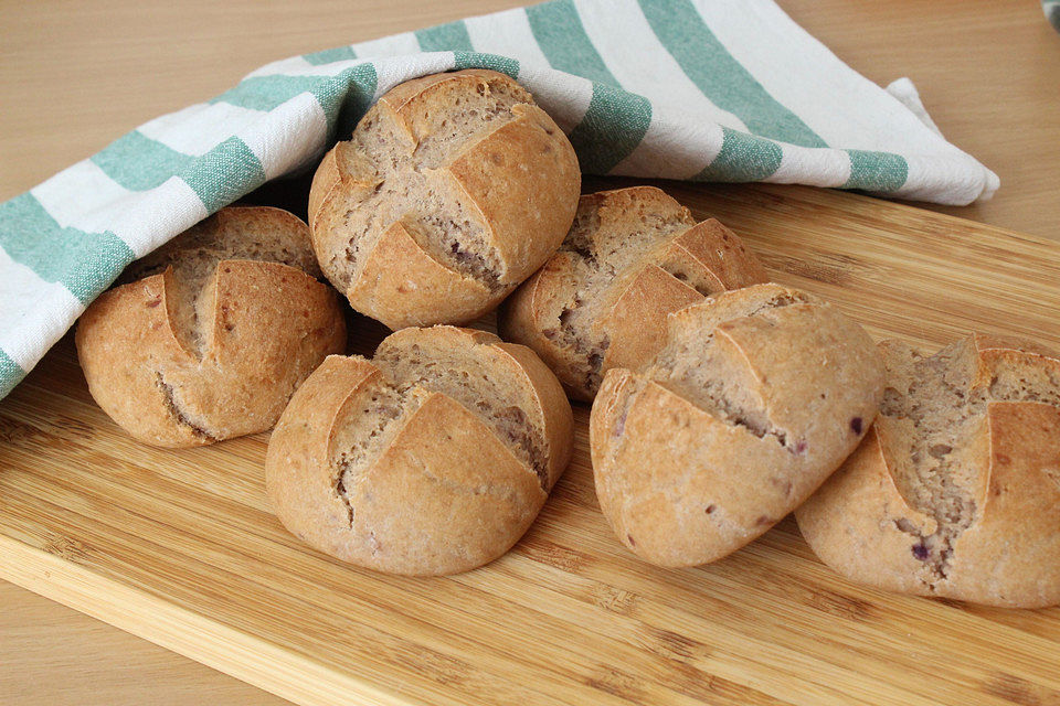 Lila Kartoffelbrötchen