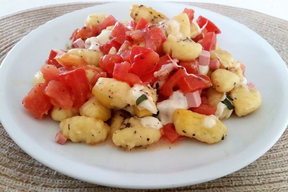 Tomaten-Gnocchi-Auflauf