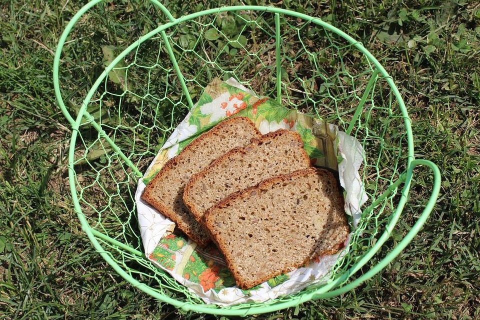 Sonnenblumen-Vollkornbrot