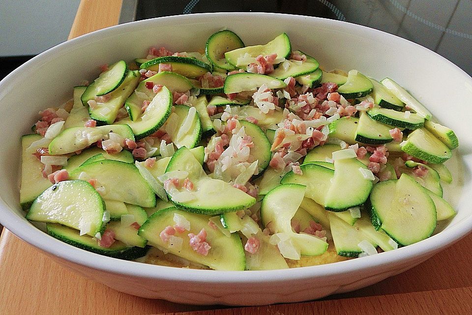 Polenta-Zucchini-Auflauf