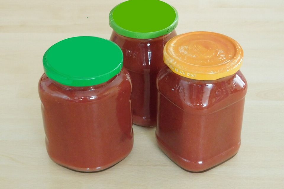 Kirschmarmelade mit Marzipan