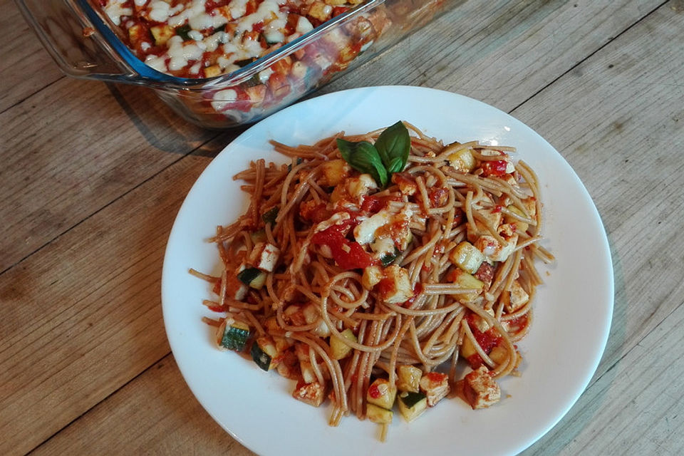 Vegetarischer Spaghettiauflauf