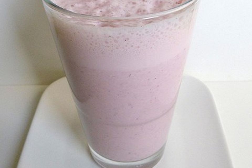 Veganer Erdbeer-Vanilleshake