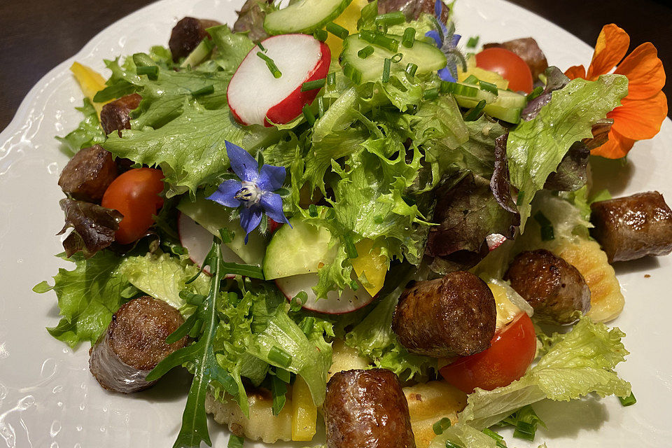 Kartoffel-Bratwurst-Salat