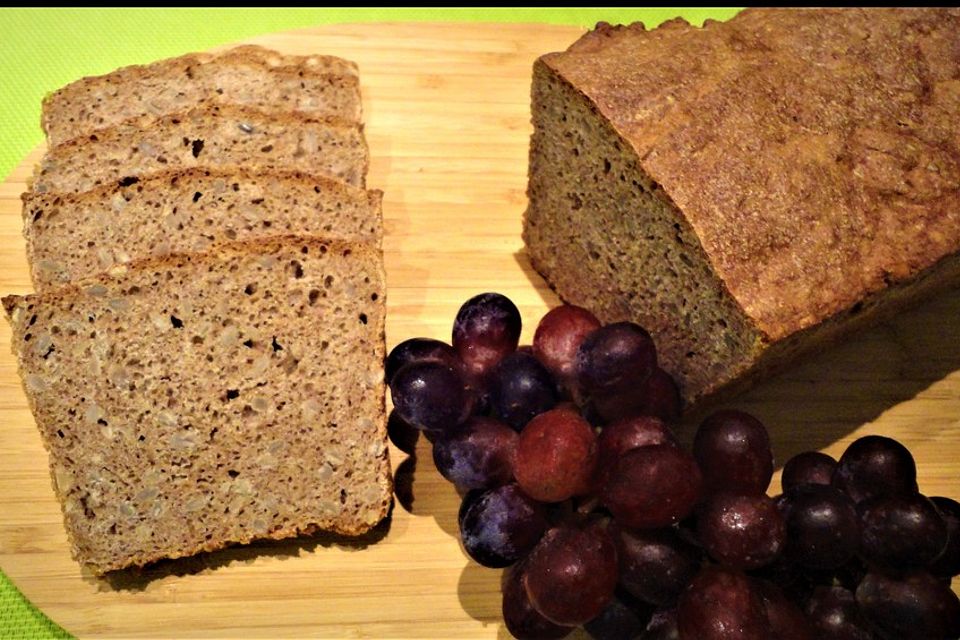 Jennys Dinkelvollkornbrot mit Sonnenblumenkernen