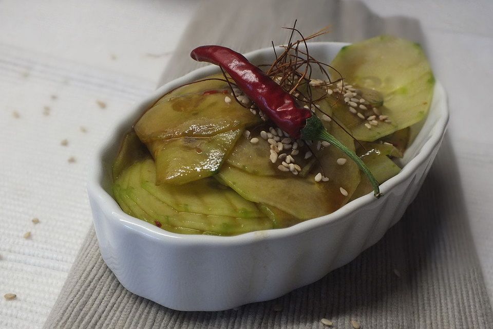 Chinesischer Gurkensalat