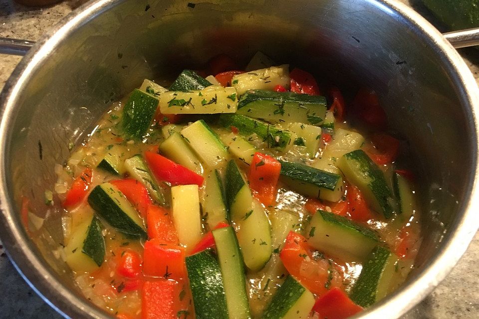 Zucchini-Paprikagemüse